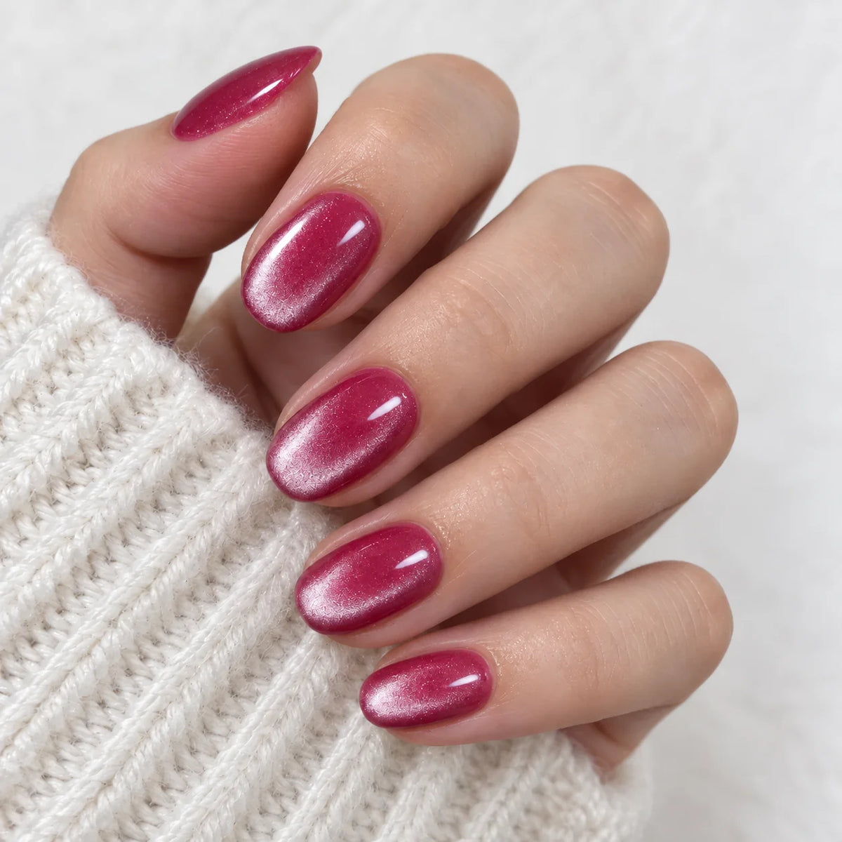 Velisse™  Your gel manicure. In a pen.